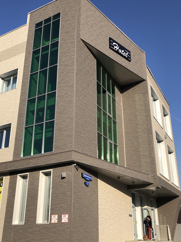 Hotel Plaza — hotel in Ussuriysk