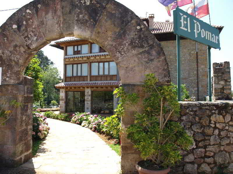 Hostería Spa El Pomar - carbon neutral hotel in Novales