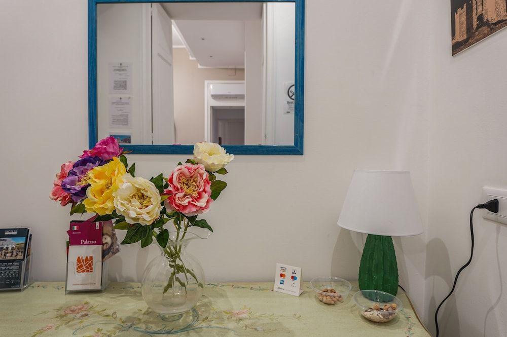 Il Tarì Apartment — 4-Star Luxury Hotel in Palermo, Italy