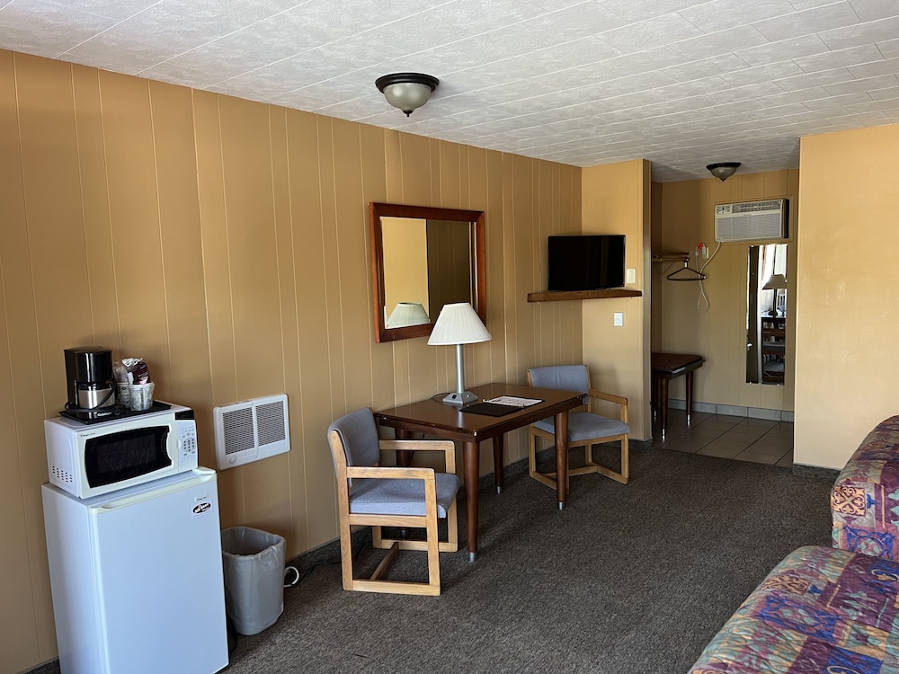 All Star Inn & Suites - photo 137