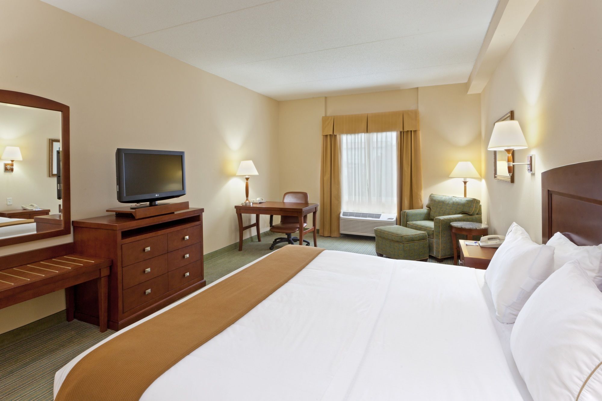 Holiday Inn Express Rehoboth Beach