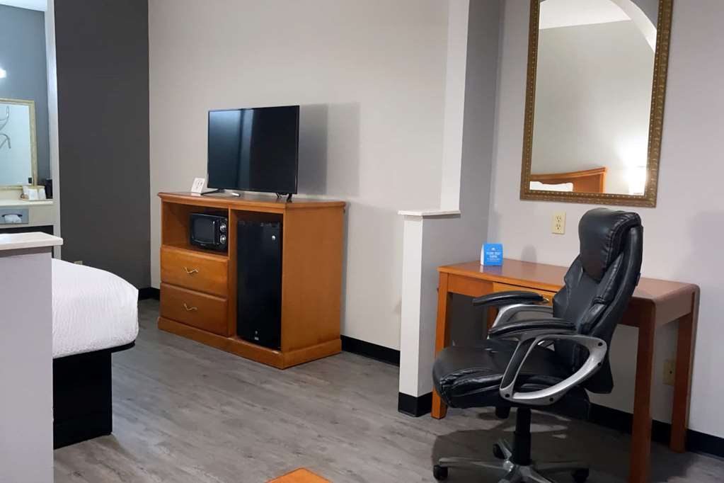 Days Inn by Wyndham North Little Rock Maumelle - photo 17