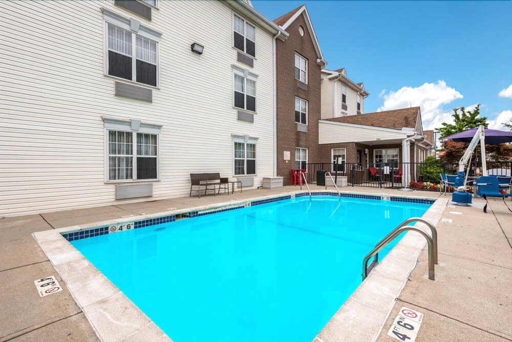 Towneplace Suites by Marriott Cincinnati Blue Ash - photo 21