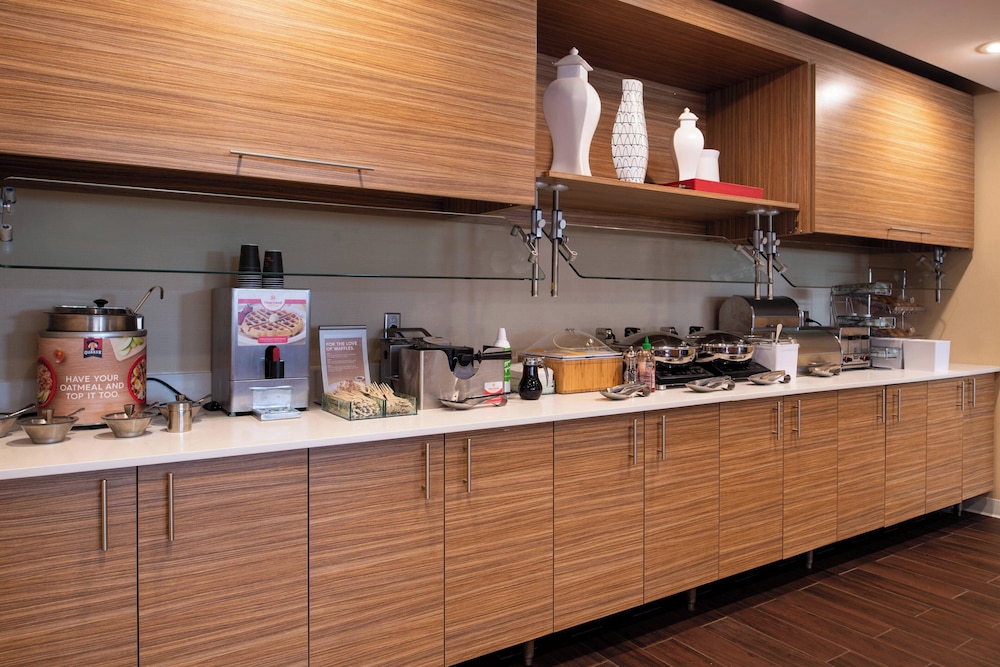 TownePlace Suites by Marriott St. Louis Chesterfield - photo 38