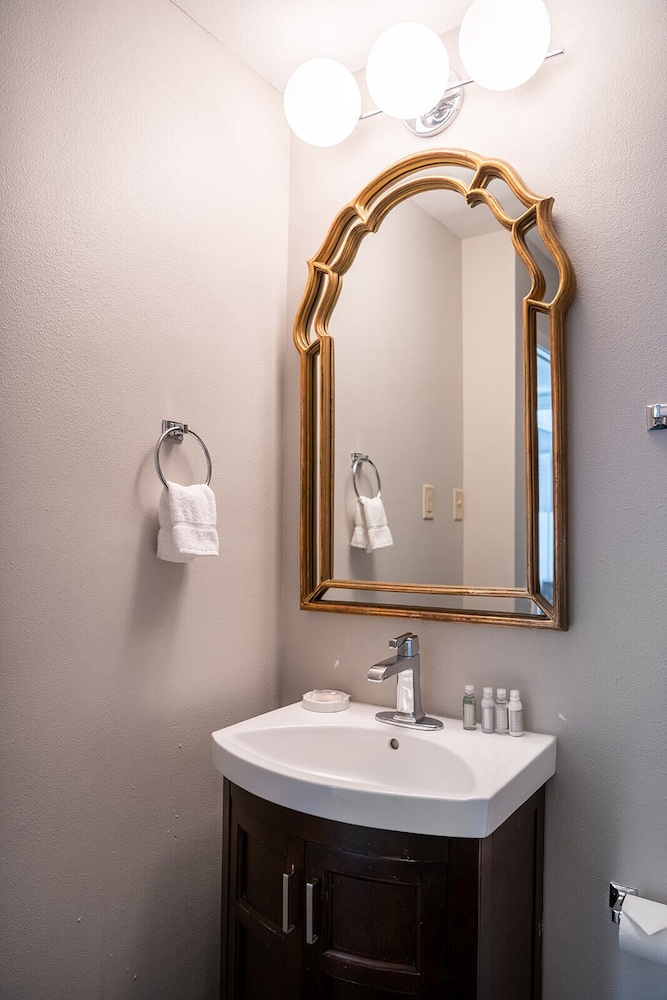 French Quarter Suites Hotel - photo 13