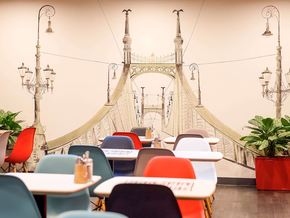 מזון ומשקאות