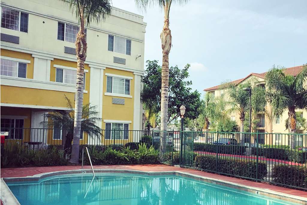 Hotel Marguerite Anaheim Garden Grove Trademark Collection by Wyndham - photo 10