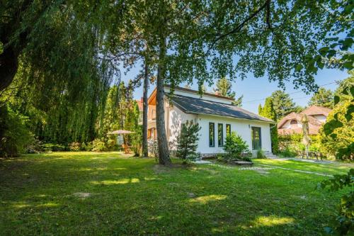 Apartments in Siofok Balaton 38428 — 4-Star Luxury Hotel in Siofok, Hungary