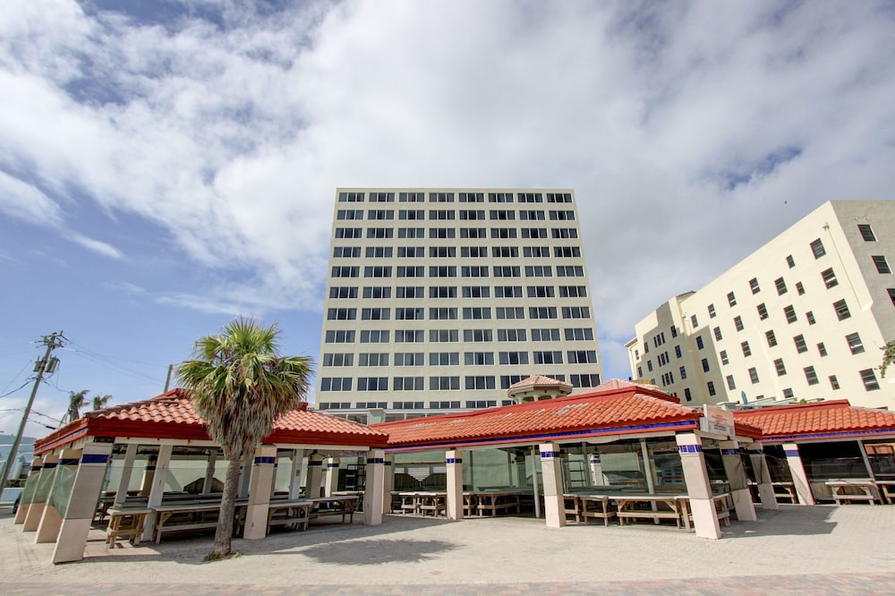 Hollywood Beach Tower - photo 43