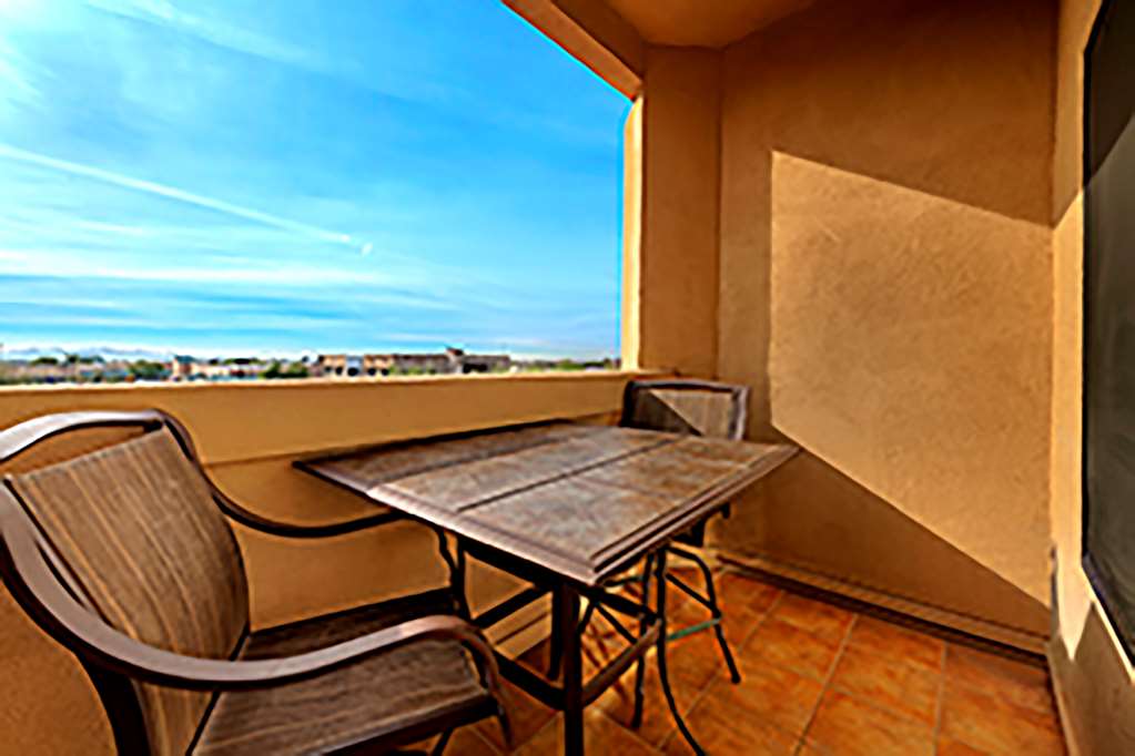 Comfort Suites Goodyear West Phoenix - photo 29