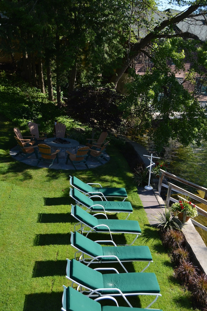 Boathouse Waterfront Lodging - photo 44
