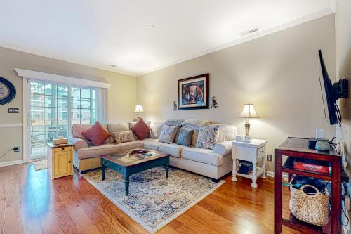 The Tides 19979 Sandy Bottom Circle Unit #504 in Rehoboth Beach, United States