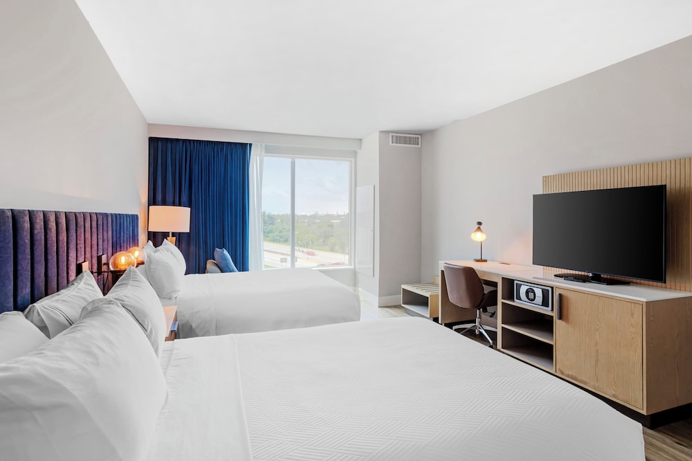 EVEN Hotel Waco University Area by IHG - photo 37