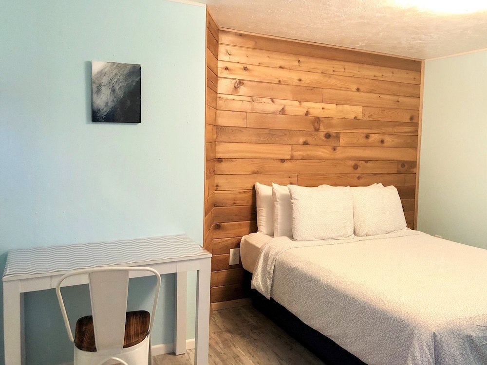 The Anchorage Motel - photo 10