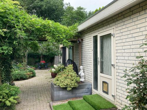 Natuurbungalow Het Koolmeesje — Putten