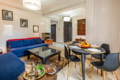 Central Cosy Appartement Avec Piscine — 4-Star Luxury Hotel in Marrakesh, Morocco