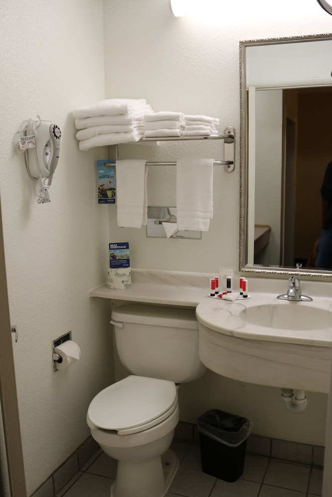 Travelodge By Wyndham Pendleton OR - photo 23