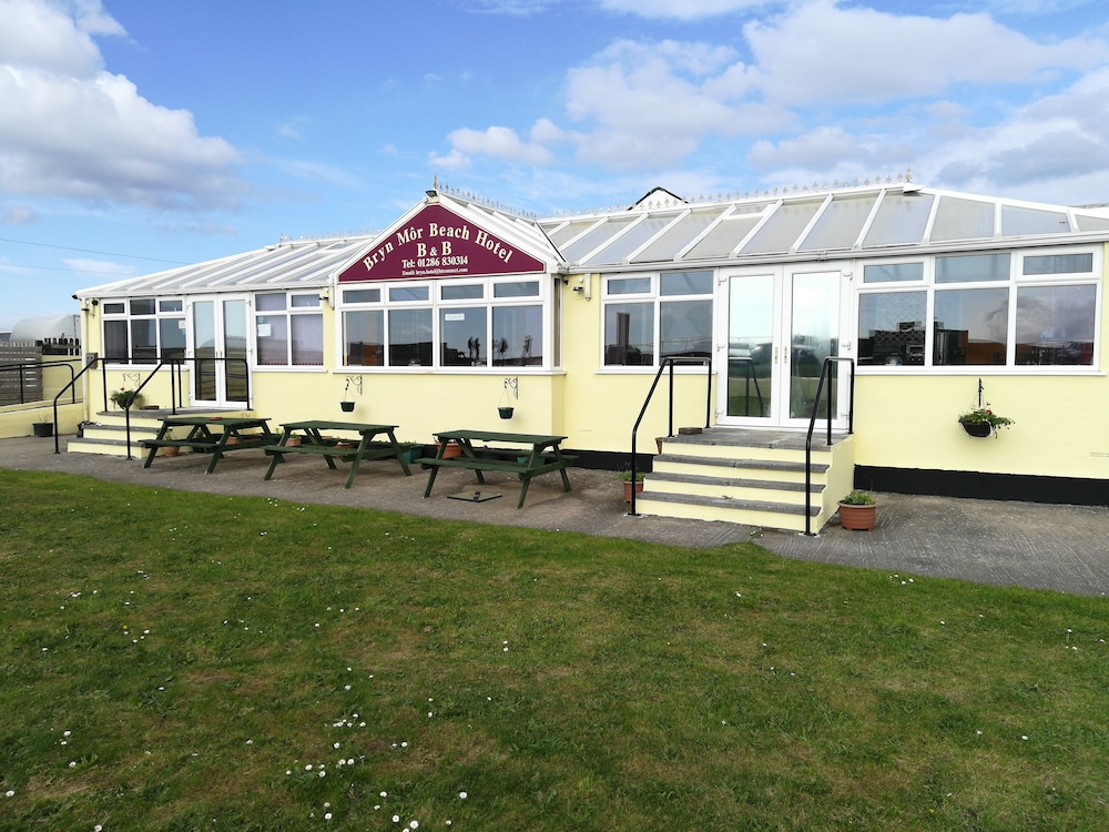 Bryn Mor Beach Hotel in Caernarfon, United Kingdom