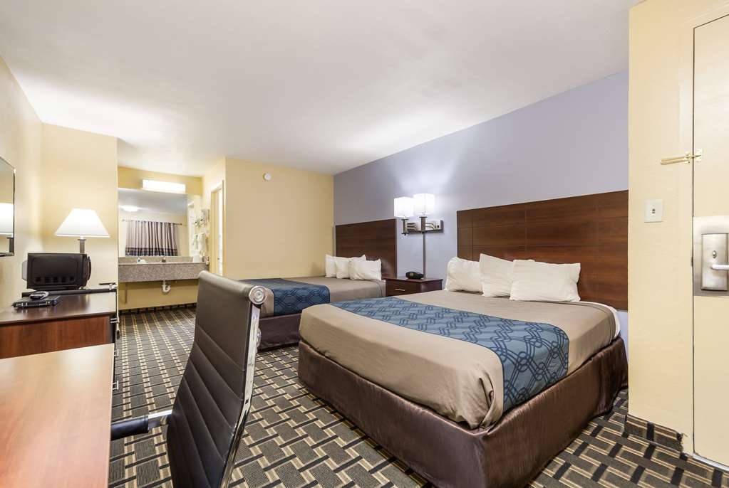 Rodeway Inn Lincoln West University Area - photo 19