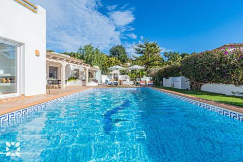 Villa Adora by Abahana Villas — 4-Star Luxury Hotel in Benissa, Spain