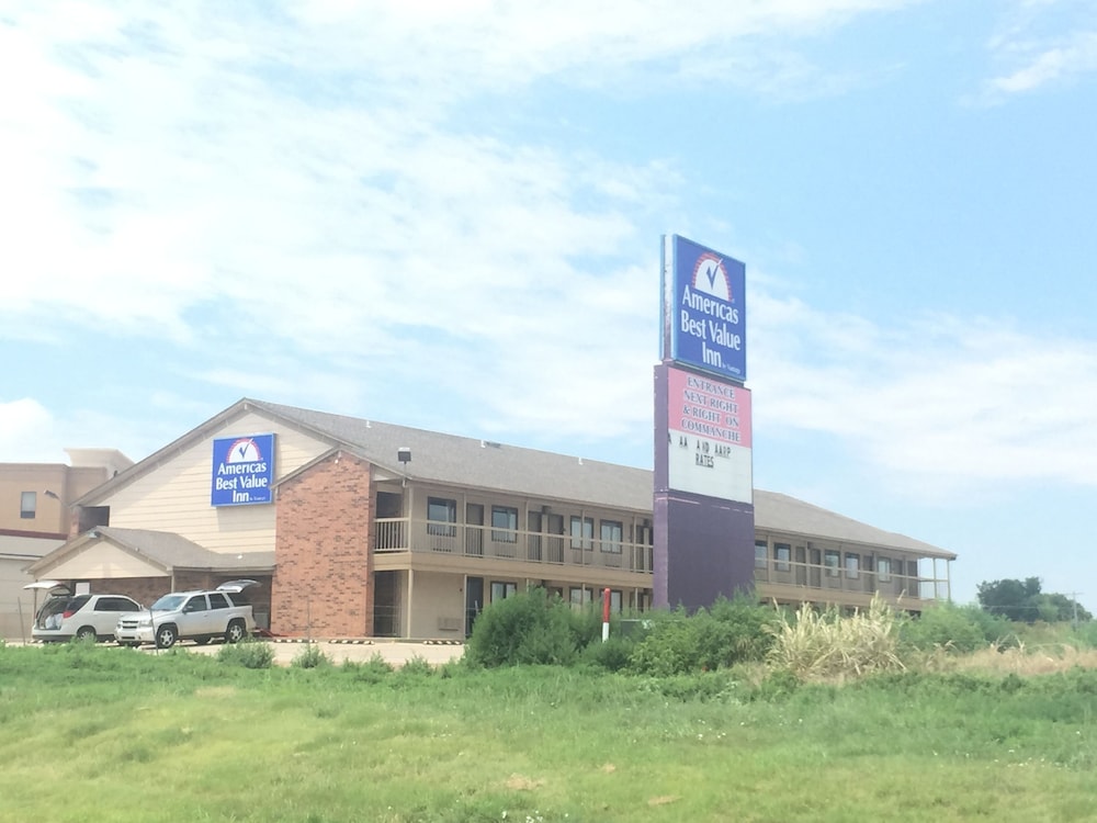 Americas Best Value Inn Garden City - photo 29