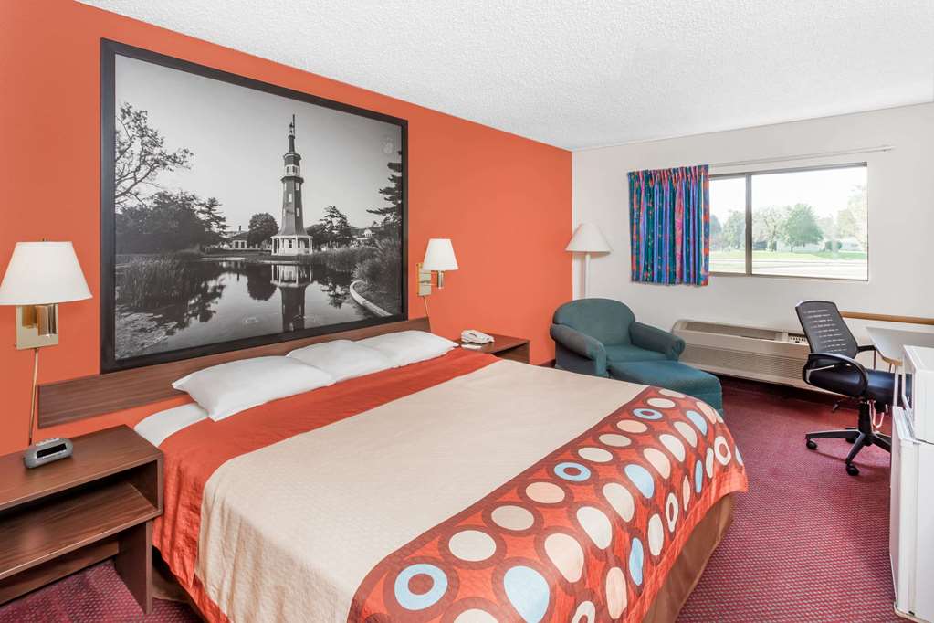 Super 8 by Wyndham Washington Peoria Area - photo 6