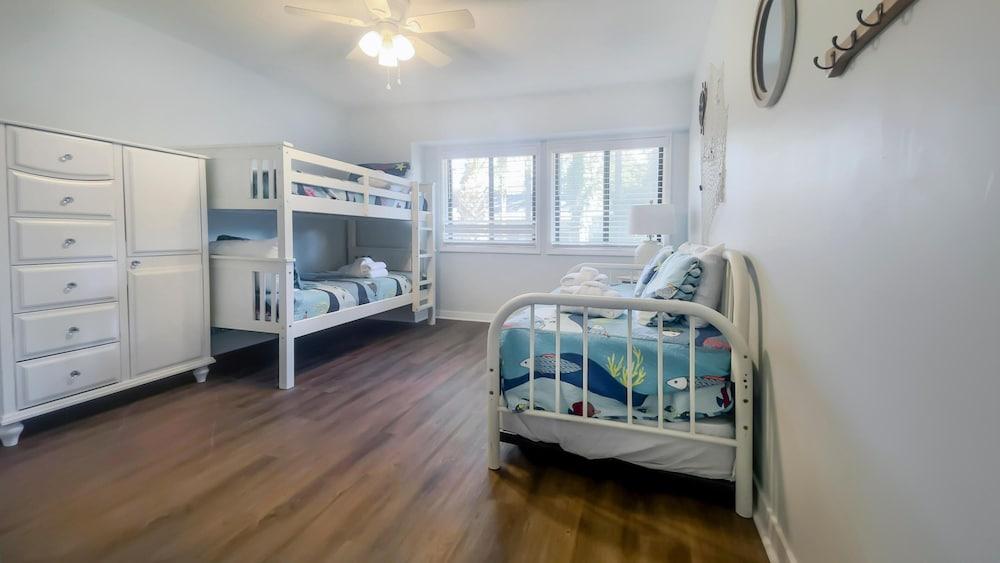 1405 South Beach Villas at the Sea Pines Resort - photo 4