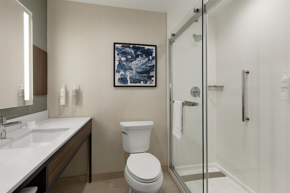 Hilton Garden Inn Riverhead - photo 21