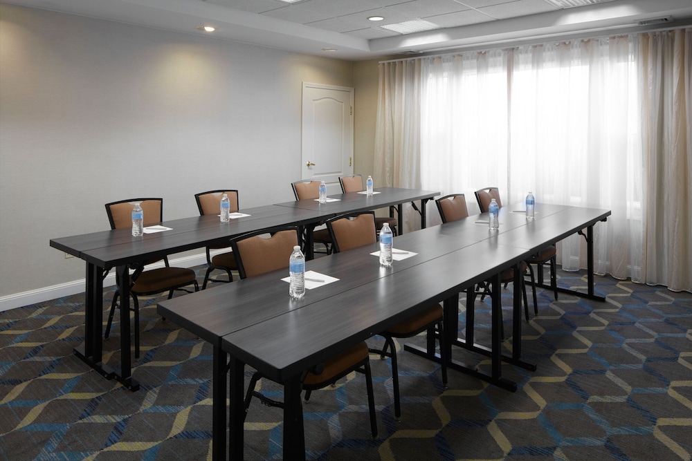 Residence Inn by Marriott Manassas Battlefield Park - photo 26