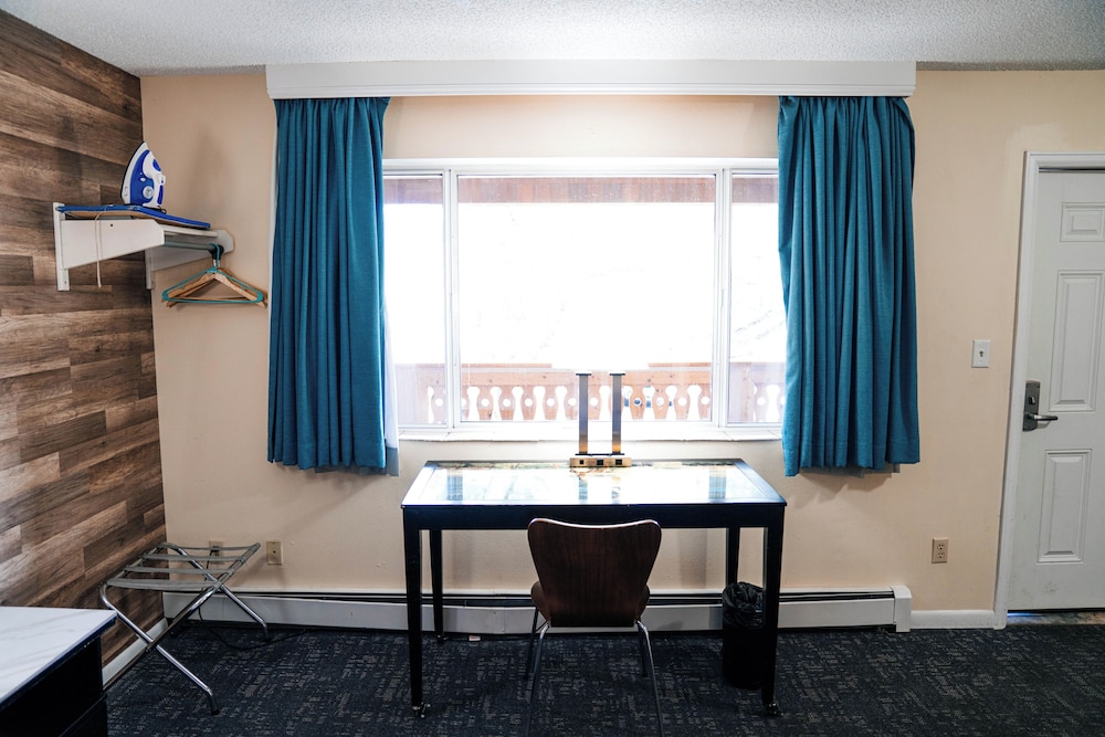 Salida Inn & Monarch Suites - photo 34