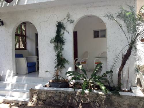 Hotel Tulum Iguanas - carbon neutral hotel in Tulum