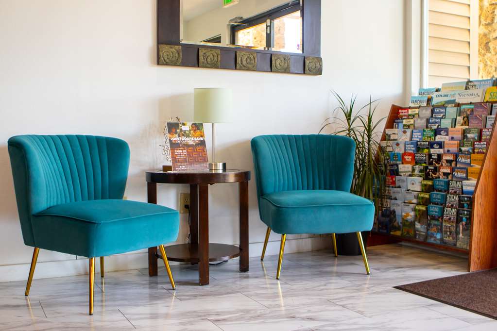 Red Lion Inn & Suites Vancouver - photo 11