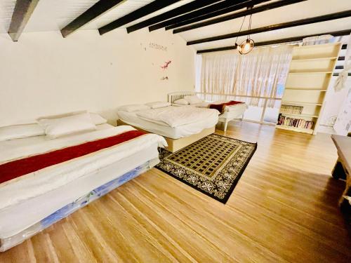 Yilan Night Market Whole House — 4-Star Luxury Hotel in Yilan, Republic of China Taiwan