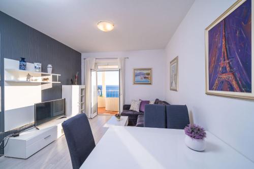 Sunshine Rhapsody Apartment