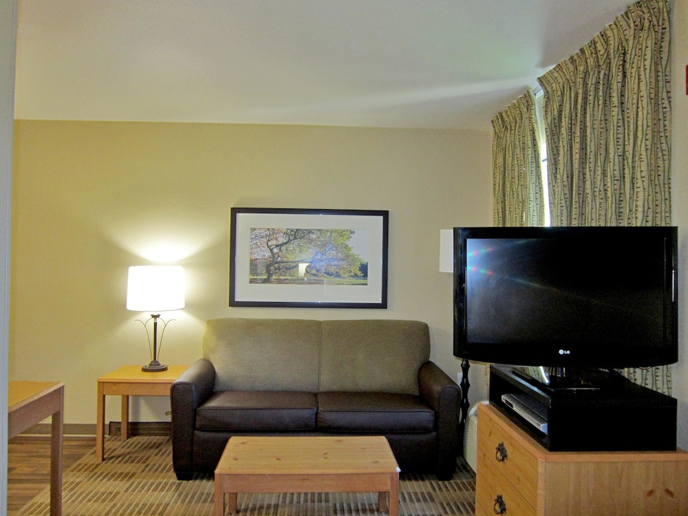 MainStay Suites Washington Dulles Airport - photo 22