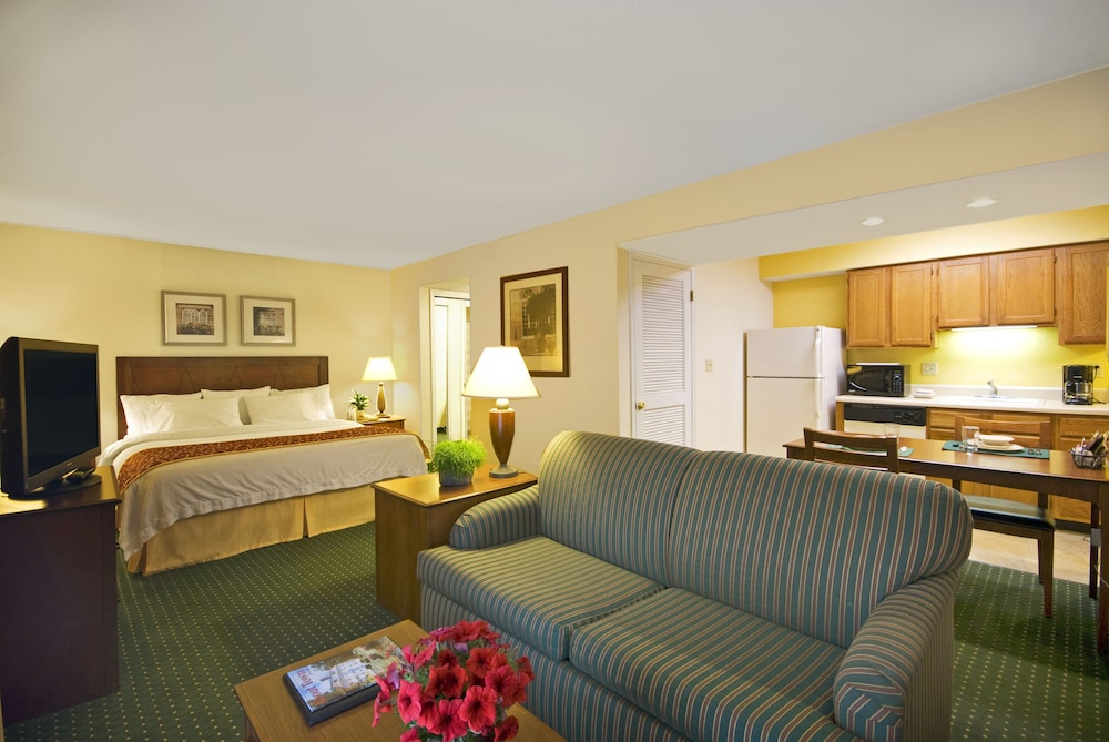 Residences at Daniel Webster - photo 17