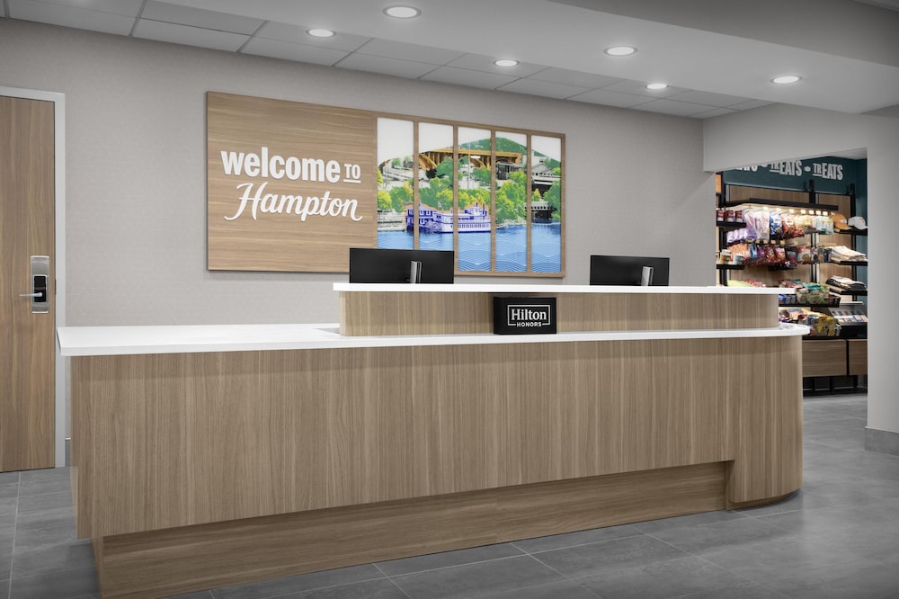 Hampton Inn Lenoir City - photo 3