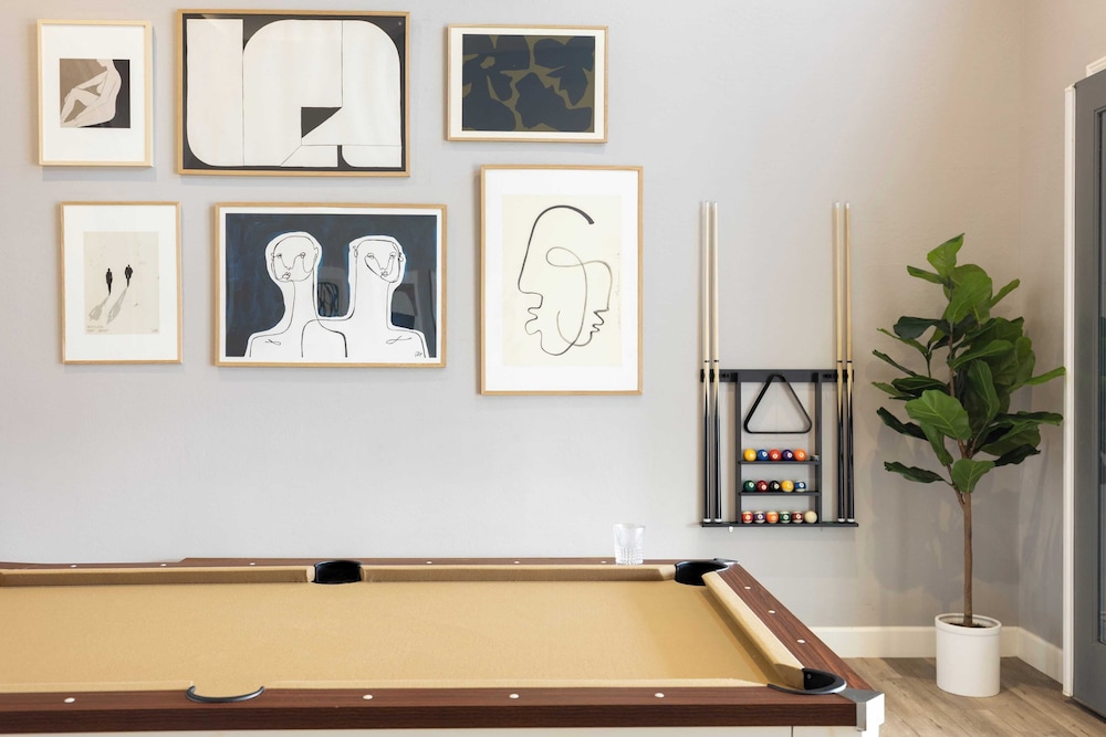 Sunridge by Avantstay Glorious Scottsdale Estate w Pool Hot Tub Ping Pong & Pool Table - photo 12