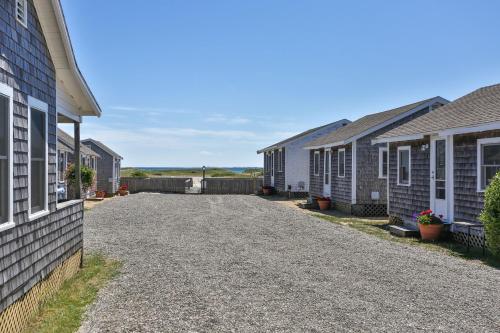 Truro Beach Cottages - photo 47