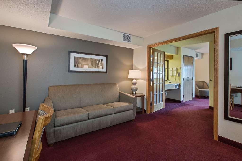 AmericInn by Wyndham Iowa Falls - photo 18