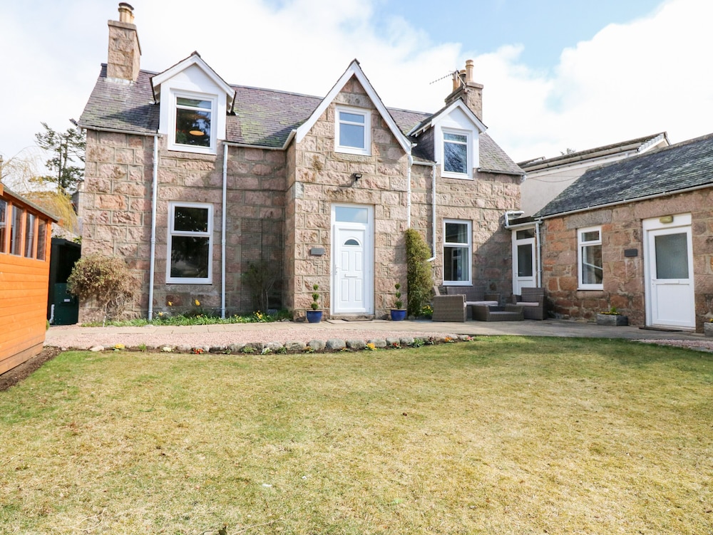 Gairnlea House — 4-Star Luxury Hotel in Ballater, United Kingdom