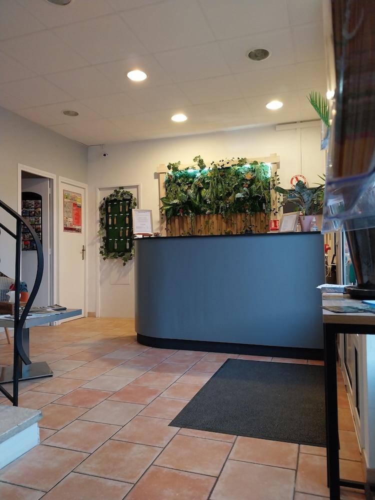 Hotel Du Lac - last minute hotel in Volonne