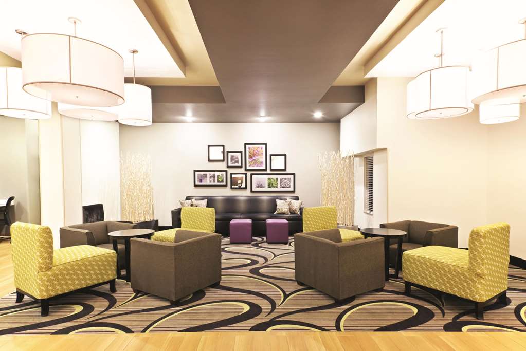 La Quinta Inn & Suites by Wyndham Billings - photo 4