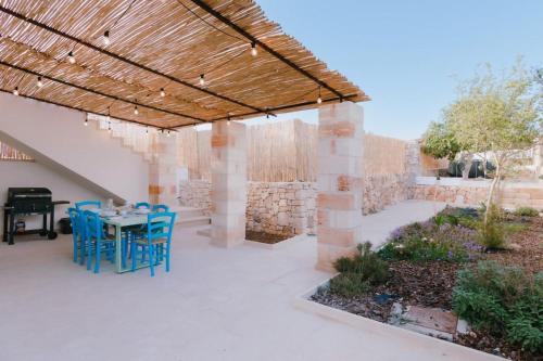 Villa Paliceddi Torre Pali — 4-Star Luxury Hotel in Salve, Italy