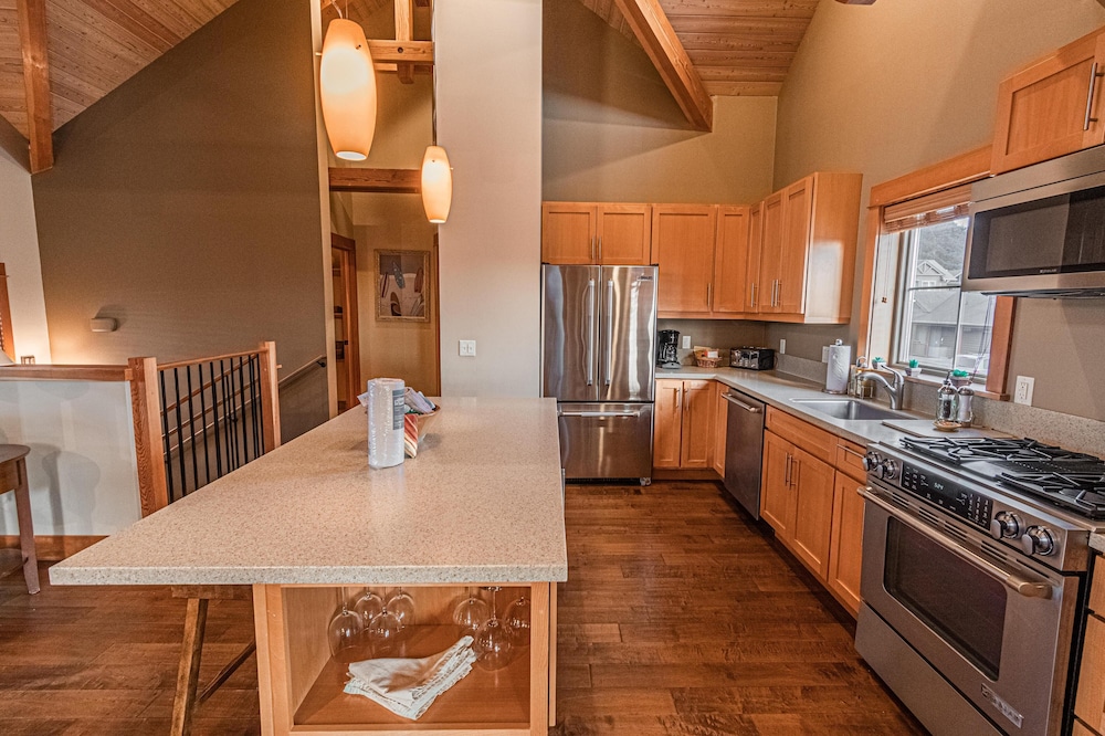 Lodges at Cannon Beach B1 Cannon Beach - featured photo