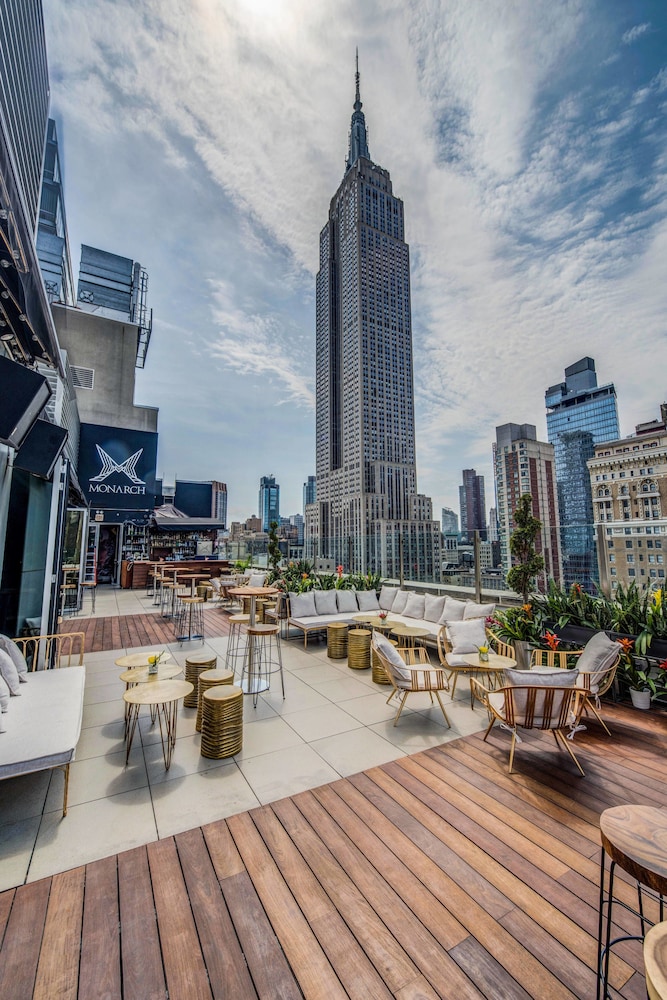 Courtyard by Marriott New York Manhattan Herald Square - photo 15