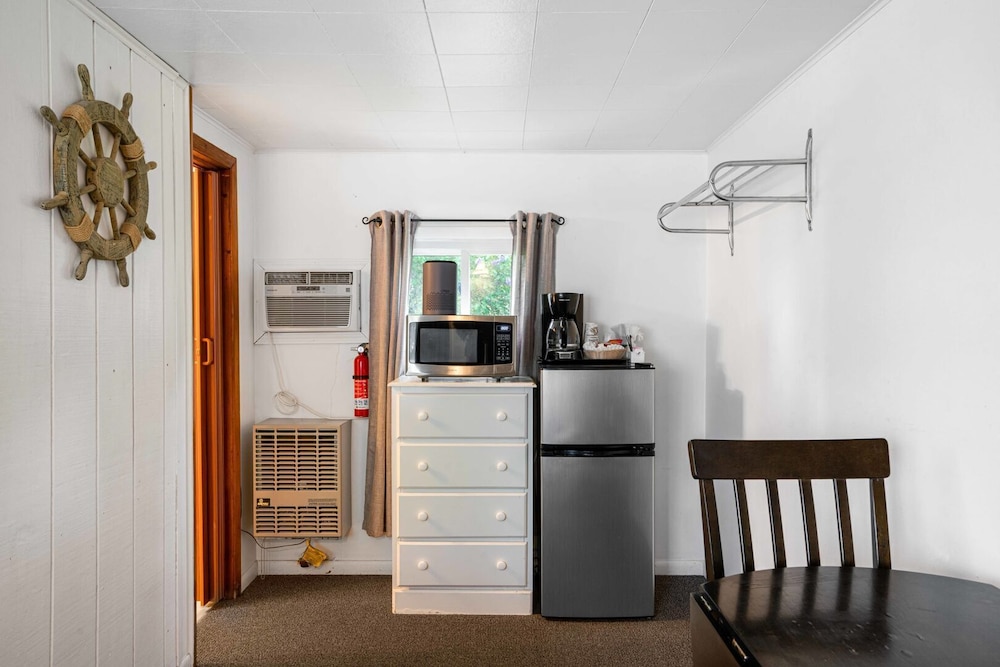 South Arm Retreats Motel Double Room 7 - photo 2