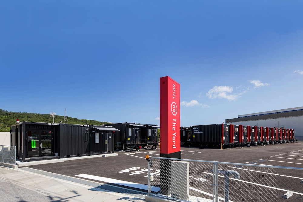 Hotel R9 The Yard Uruma in Uruma, Japan