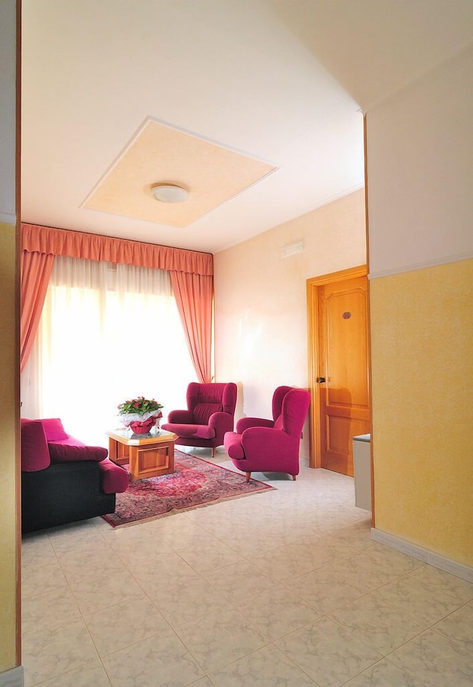 Albergo Paradiso — Montecompatri — photo 3