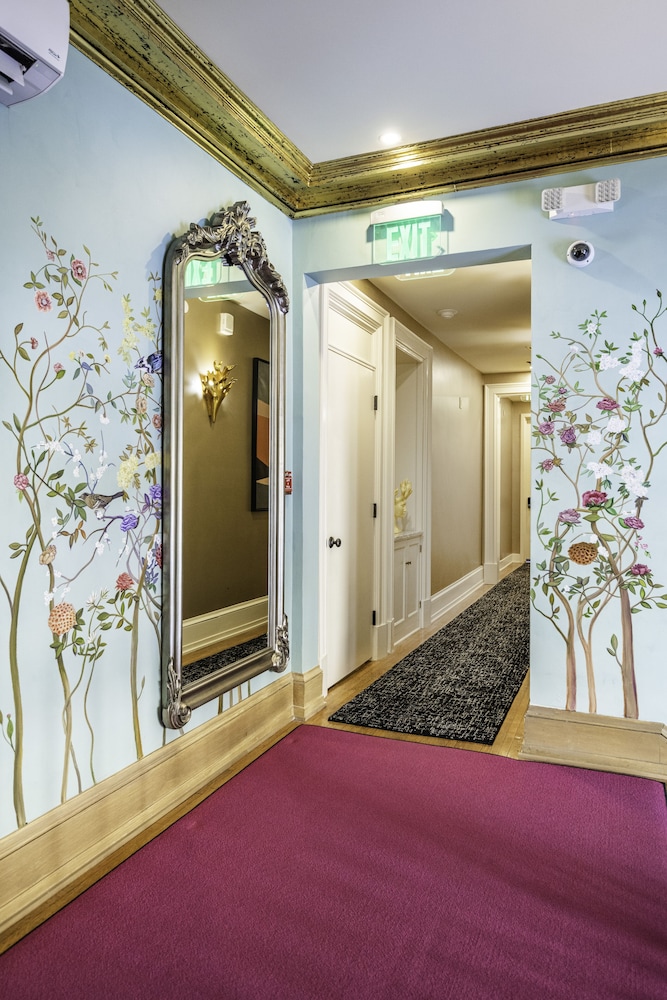 The Edward Hotel - photo 60
